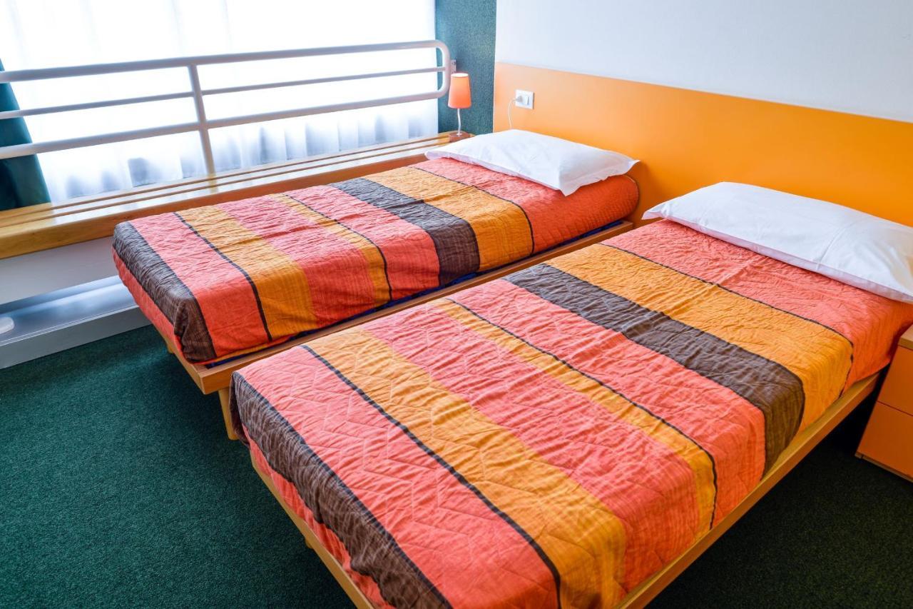 Res.Albarè/Solaria Apt.Solandra Mezzana  Extérieur photo