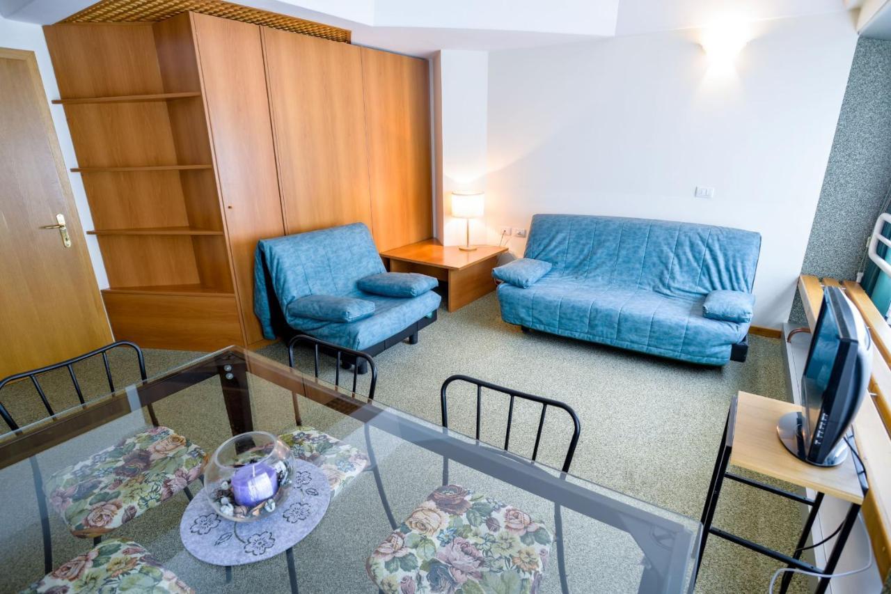 Res.Albarè/Solaria Apt.Solandra Mezzana  Extérieur photo