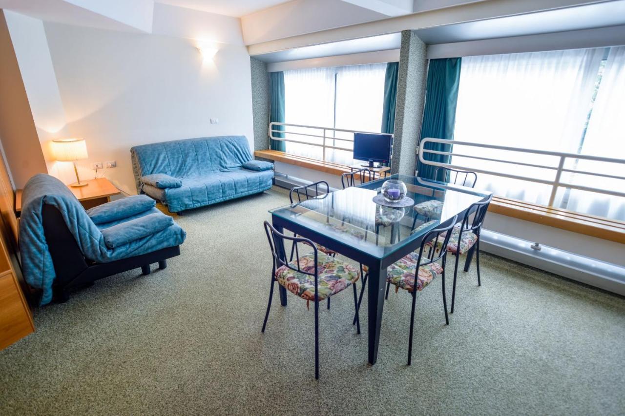 Res.Albarè/Solaria Apt.Solandra Mezzana  Extérieur photo